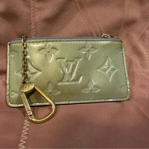 Louis Vuitton Vernis Key Pouch -Authentic